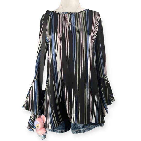 Vince Camuto Blouse Women's XS Multicolor Flowy Top Flare Sleeve Artsy Romantic - Picture 1 of 6